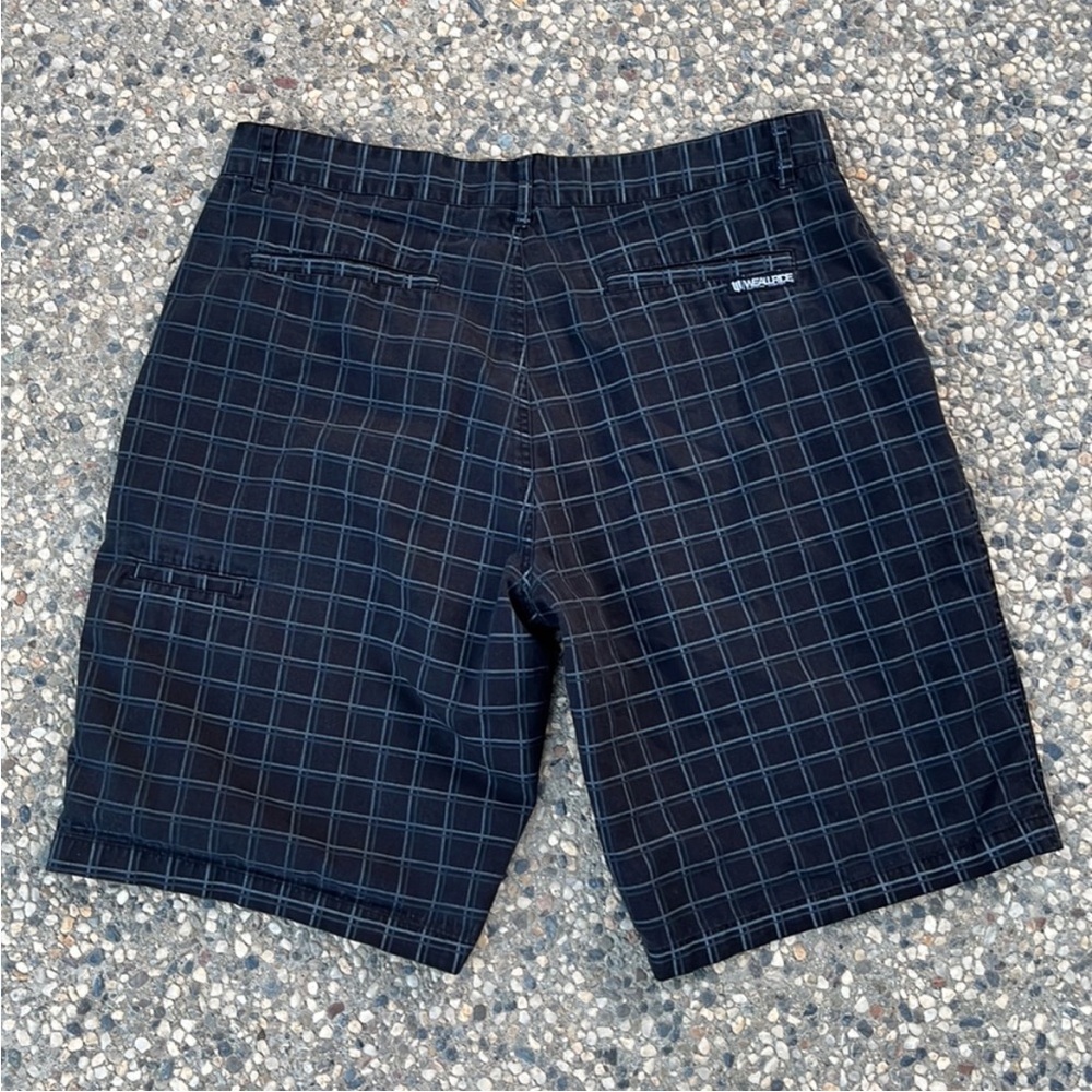 We All Ride shorts - Picture 2 of 3